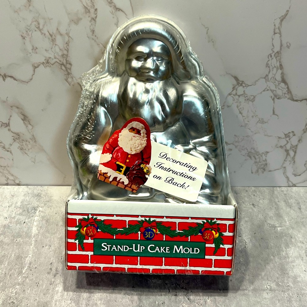 Vintage Nordic Ware 3D Santa Claus cake baking pan NEW
